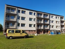 Rekonstrukce bytového domu v Potěhách